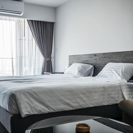 Winner Sriracha Serviced Apartment Si Racha Exterior photo