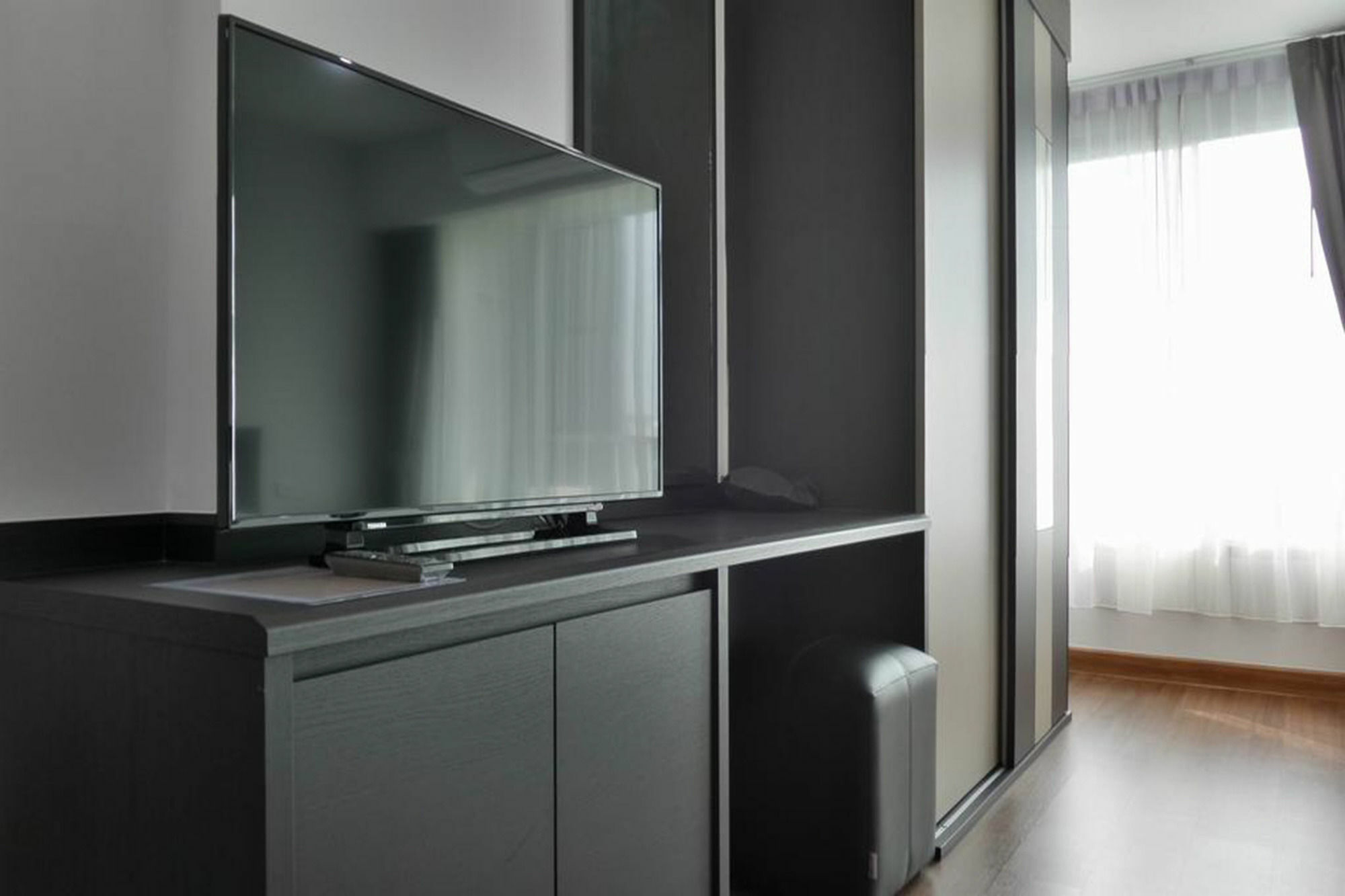 Winner Sriracha Serviced Apartment Si Racha Exterior photo