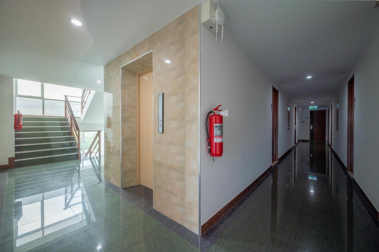 Winner Sriracha Serviced Apartment Si Racha Exterior photo