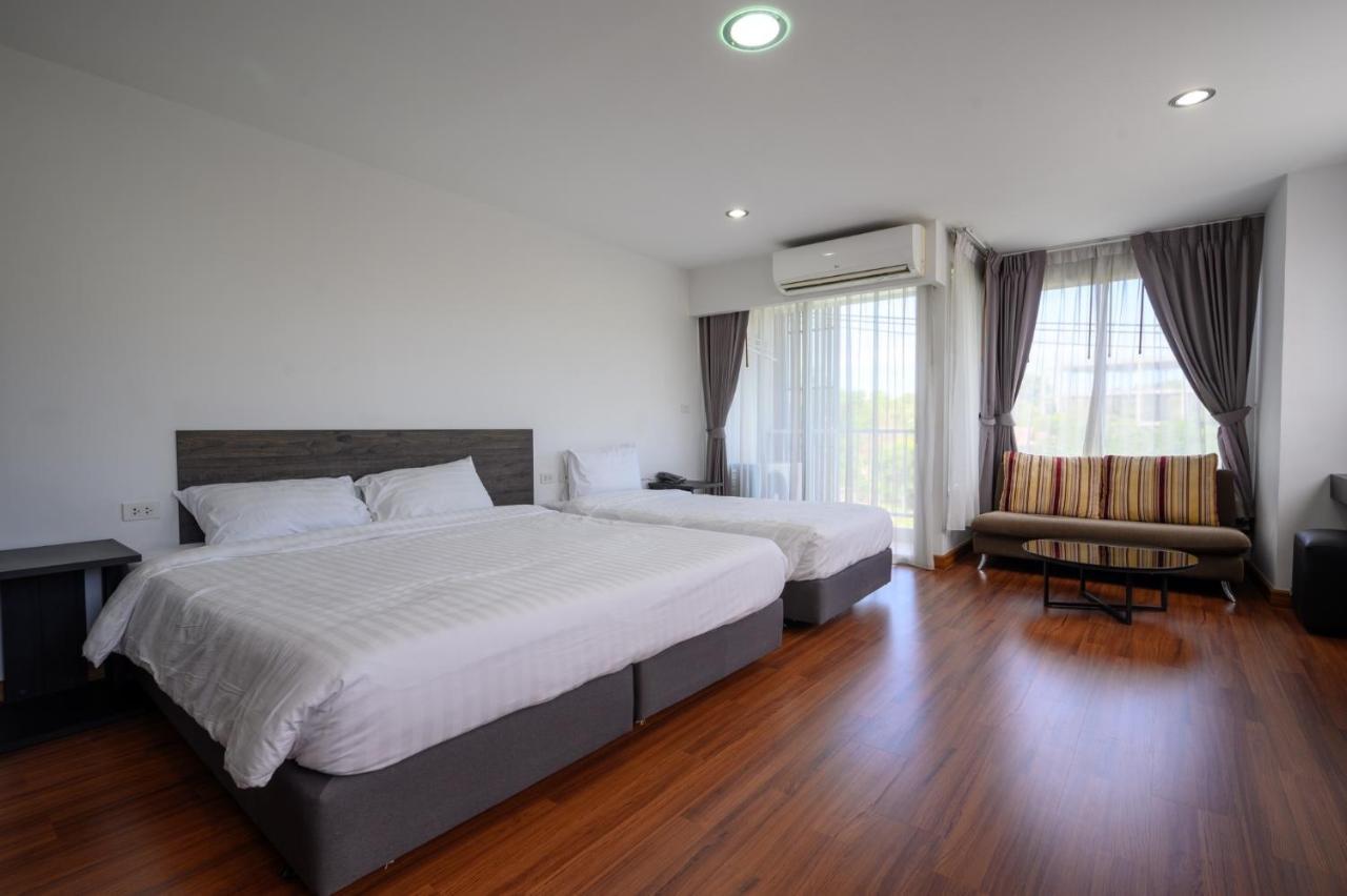 Winner Sriracha Serviced Apartment Si Racha Exterior photo